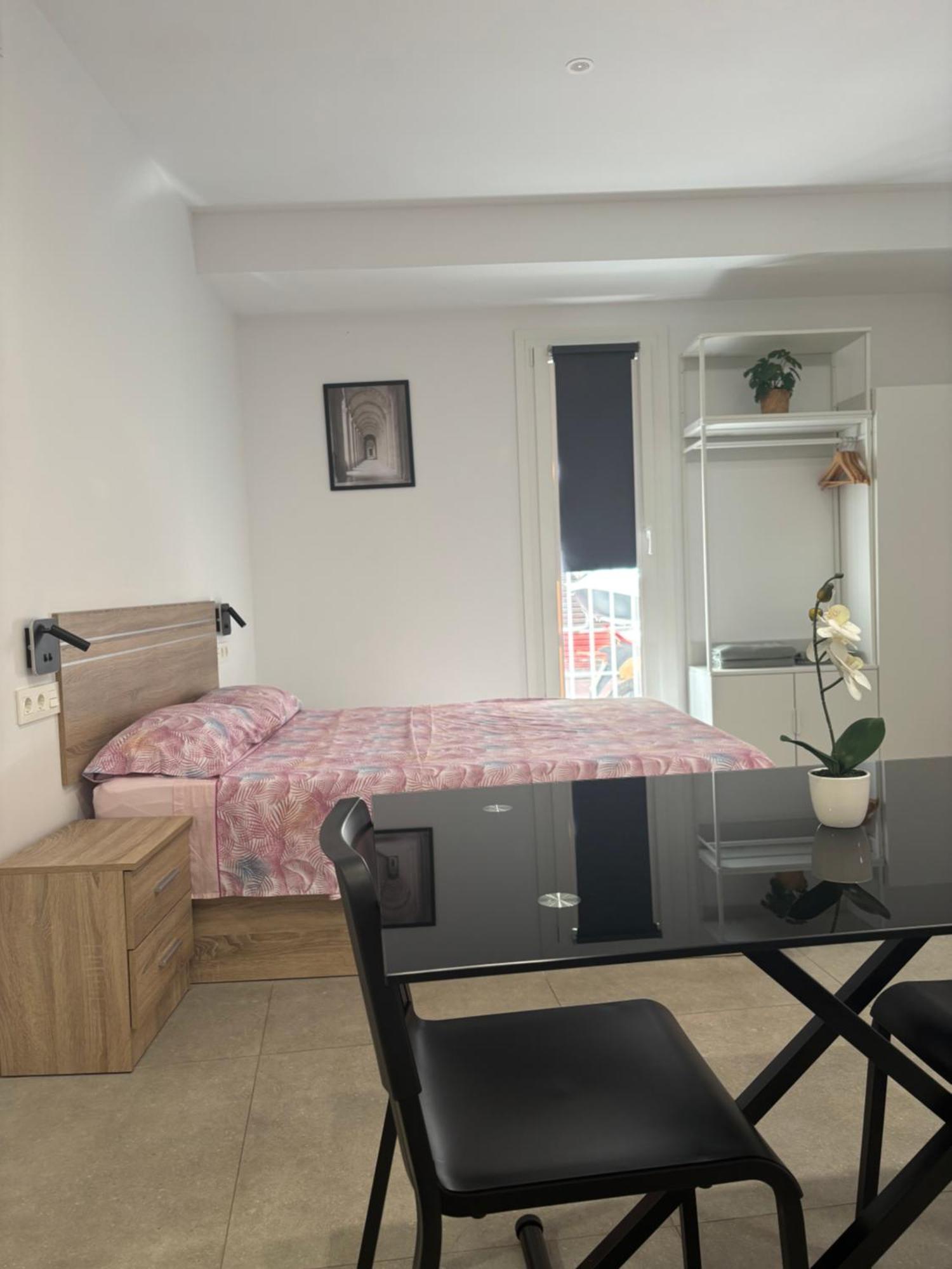 Estupendo Piso A 5 Min De La Estacion De Bus Y Tren Maria Zambrano Apartman Málaga Kültér fotó